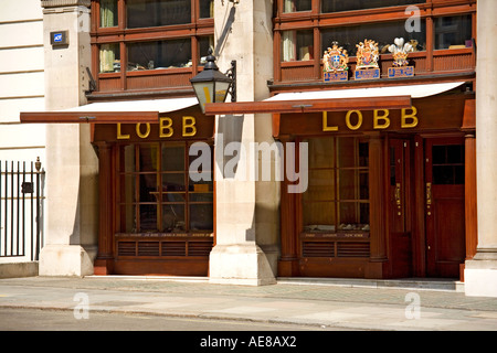Lobb der berühmten Schuhmacher in London England Stockfoto