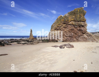Dh Drei Könige CULLEN MORAY Felsen und Strand Schottlands Küste banffshire Stockfoto