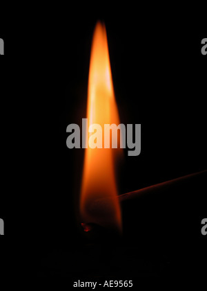 Wenn die Kerze Feuer fangen Stockfoto