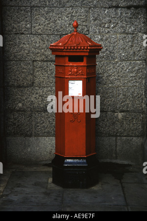 Die sechseckige Penfold Post Box gemacht von 1866 bis 1879 Stockfoto