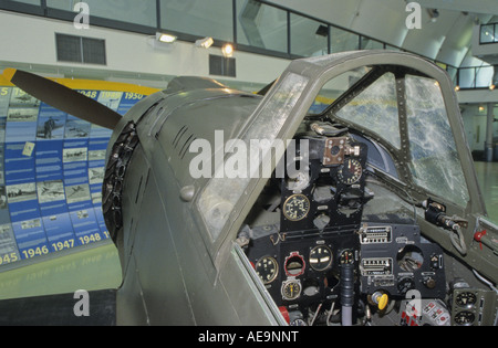 Das Cockpit der Kawasaki Ki-100 Typ 5 Imperiale japanische Armee Kämpfer Stockfoto