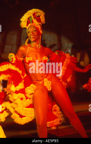 Typische kubanische Cabaret show, Mediterraneo Restaurant, Varadero, Kuba Stockfoto