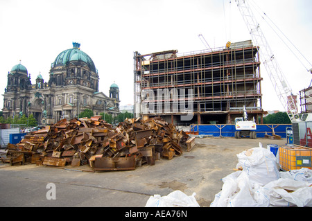 Der Abbruch des ehemaligen Sitzes der DDR-Regierung den Palast der Republik Berlin Ruinen DDR GDR Stockfoto