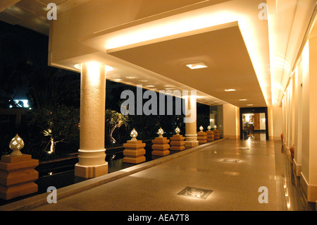 Eingang zum grand Hotel in Bangkok Thailand Stockfoto