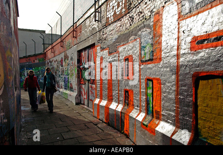 Graffiti an den Wänden in Werregaren Straat Gent Belgien Stockfoto