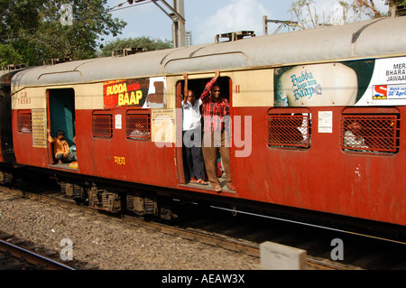 Schulung von Menschen auf indischen Beförderung in Mumbai / Bombay, Indien Stockfoto