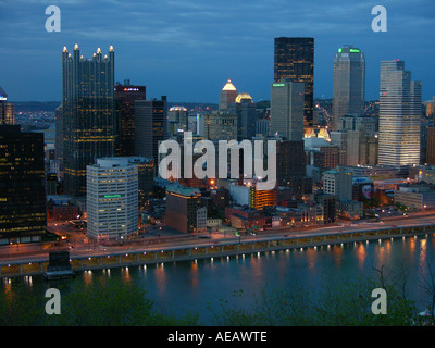 Pittsburgh, Pennsylvania, Abend, von Mt. Washington Stockfoto