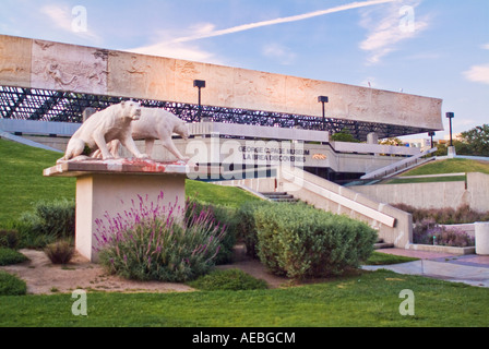 Äußere Fassade des George C Seite Entdeckung Naturkundemuseum in Rancho La Brea Tar Pits in Los Angeles Kalifornien USA Stockfoto