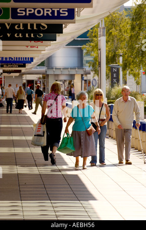 Archivfoto aus den frühen 2000er Jahren des Monks Cross Einzelhandels. York. Stockfoto