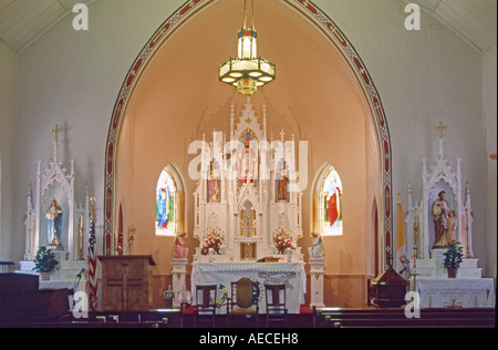 Hauptaltar im St.-Stanislaus-Kirche in Bandera, Hill Country, Texas, USA Stockfoto