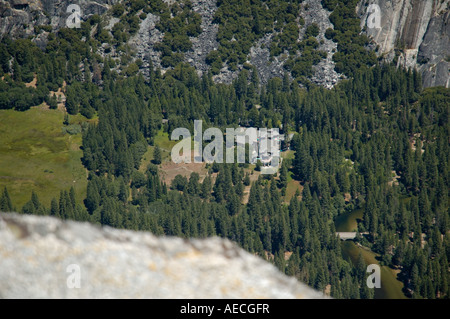 Ahwahnee Hotel und Yosemite Valley vom Glacier Point Stockfoto