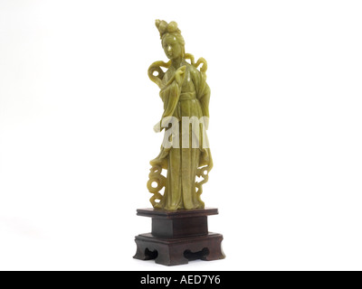 Jade Skulptur von Kuan Yin Bodhisattva des Mitgefühls Jade ist ein Symbol der ruhigen Gelassenheit Weisheit Balance und Heilung Stockfoto