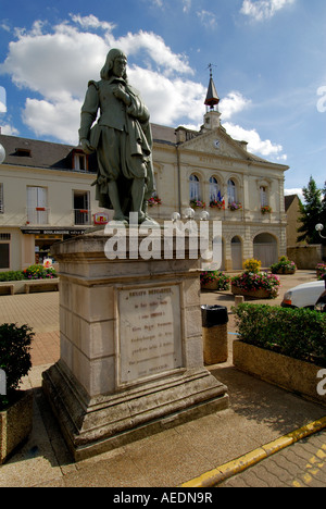 Bronze-Statue des Philosophen René Descartes, Descartes, Sud Touraine, Frankreich. Stockfoto