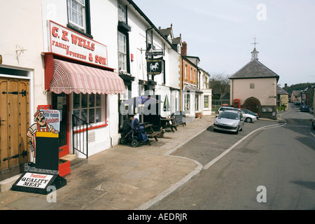 UK Shropshire Clun Square Hotel Weisses Rössl und Rathaus Stockfoto