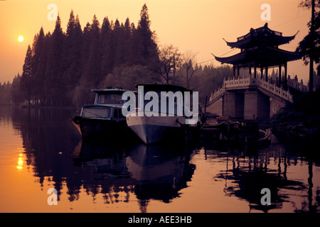 China Zhejiang Provinz Hangzhou Westsee Sonnenuntergang Stockfoto