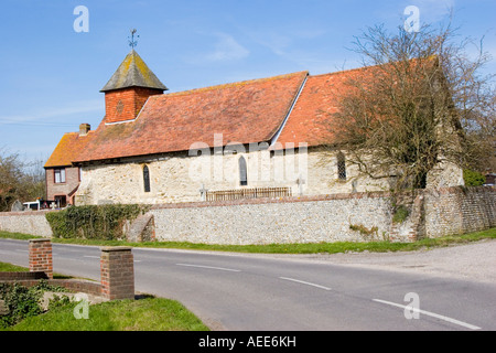 Die alte Pfarrkirche in Earnley West Sussex Stockfoto