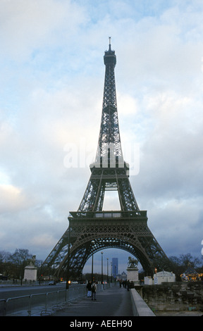 Der Eiffelturm in Paris Frankreich Stockfoto