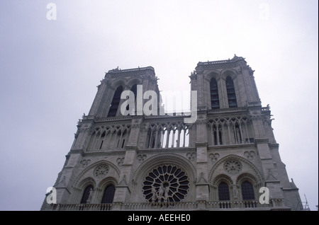 Zu der Kathedrale Notre Dame in Paris Frankreich vor den verheerenden April 15, 2019 Feuer. Stockfoto