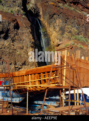 Port von Paul Mar Holzboot am Bau Madeira Portugal Europa. Foto: Willy Matheisl Stockfoto