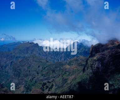 Paul da Serra Felsen und Wolken hoch über dem Atlantik Madeira Portugal Europa. Foto: Willy Matheisl Stockfoto