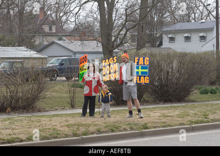 Streikposten von Fred Phelps Westboro Baptist Church mit Sitz in Topeka Kansas Stockfoto