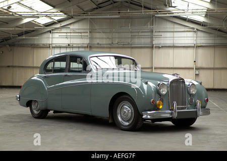 1961 Jaguar Mk IX 4 Tür Saloon 3 8 Liter 6 Zylinder Inline Motor Ursprungsland Großbritannien Stockfoto