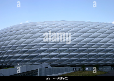 Allianz Arena neue transluzente Hülle und Wände im Fußballstadion Fröttmaning München Bayern Deutschland Stockfoto