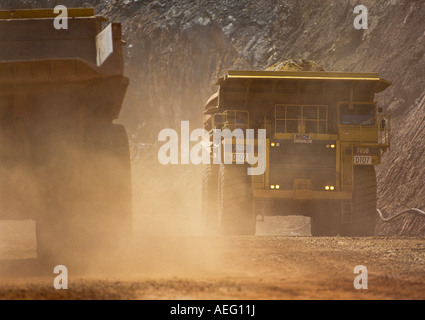 Riesige Erz LKW, Australien Stockfoto