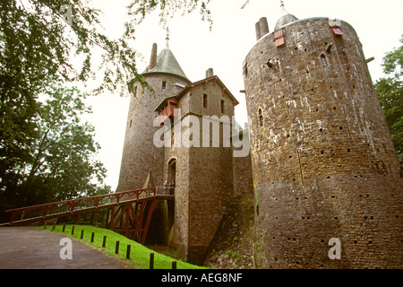 Glamorgan Cardiff Tongwynlais Castell Coch Eingang über Graben Stockfoto