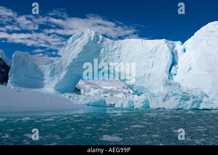 Gletscher-Bogen entlang der westlichen Antarktischen Halbinsel Antarktis Southern Ocean Stockfoto