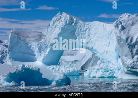 Gletscher-Bogen entlang der westlichen Antarktischen Halbinsel Antarktis Southern Ocean Stockfoto