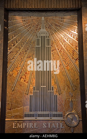 Wanddetail des Empire State Building Lobby Midtown Manhattan New York City New York USA Stockfoto