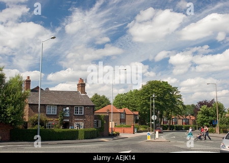 England Cheshire Stockport Cheadle Hulme Kirche Inn Robinsons Brewery Stockfoto