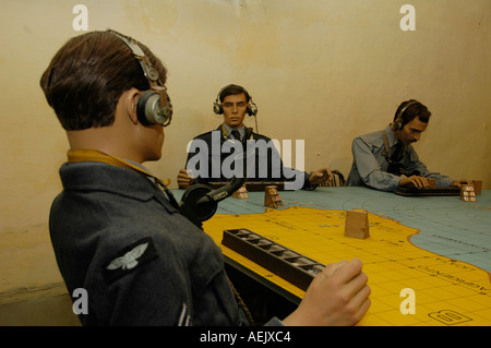 Leben Größe Diorama, Britische Soldaten in der RAF Sektor Fighter Kontrollraum im WW2 headquarter Lascaris war Rooms in Valletta Malta Stockfoto