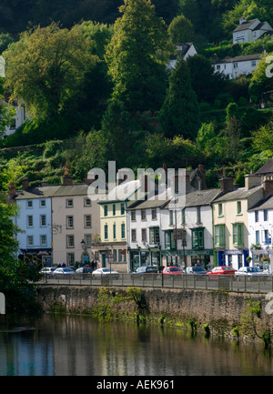 Süd-Parade und den Derwent in Matlock Bath in Derbyshire Peak District England Großbritannien Stockfoto