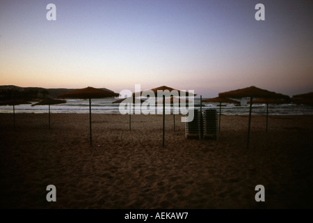 Strand in der Abenddämmerung Javea Spanien Stockfoto