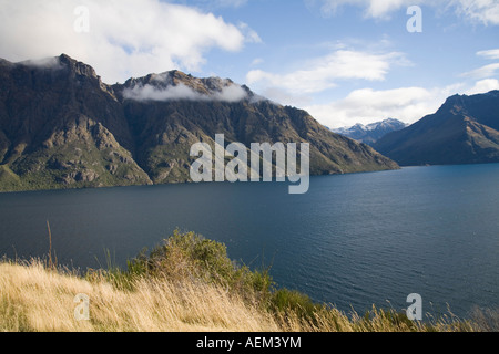 SÜDLICHEN Seen SÜDINSEL Neuseeland Mai Blick über Lake Wakatipu auf der Eyre-Bergkette Stockfoto