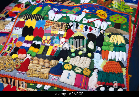 Bunte Applikationen Wandbehang, Pisac Markt, Pisac, in der Nähe von Cusco, Peru Stockfoto