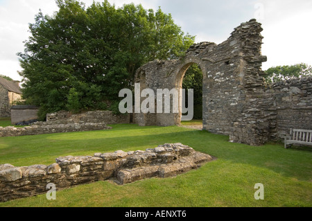 Der große Bogen Torbogen ruiniert Zisterzienser Abtei Richard Fflur Strata Florida Pontrhydfendigaid Ceredigion West wales Stockfoto