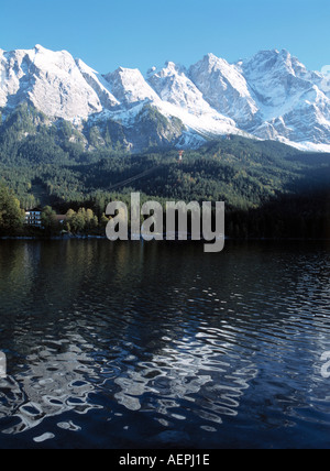 Eibsee Bei Garmisch-Partenkirchen, Blick Zur Zugspitze, Stockfoto