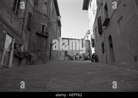 Charakteristischen Blick auf Seitenstraße UNESCO World Heritage Site Siena Toskana Toscana Italien Italia Mitteleuropas Stockfoto