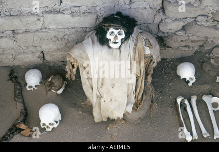 Mumifizierte menschliche Überreste in Chauchilla Friedhof Nazca-Peru-Südamerika Stockfoto