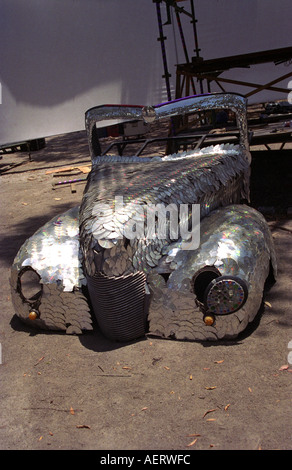 Auto entwickelt, dj-Pult gemacht von Cds bei Exedous Psy Trance Party Bonoo Staat Wald Nsw australia Stockfoto