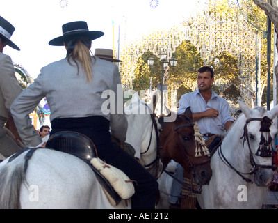 Reiter und Pferde bei der Feria Fuengirola Spanien Stockfoto