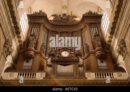 Paris, Frankreich. Kirche St. Sulpice. Eine der größten Orgeln in Existenz mit6588Rohre, im Jahre 1781 gebaut Stockfoto