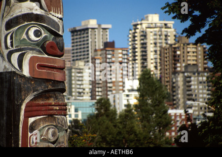 Kanada Kanadische Provinz British Columbia, Vancouver, Vanier Park, Centennial Totem Pole, Haida Tlingit Design, indianische Ureinwohner, b Stockfoto