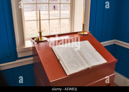 Fort Ledger 1844 auf Schreibtisch am Fenster Fort Vancouver National Historic Site Vancouver Washington Stockfoto