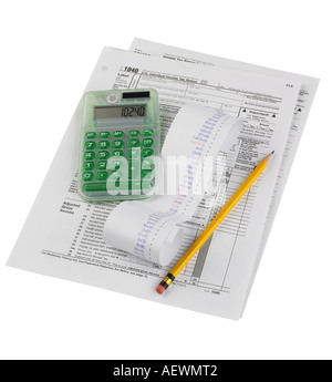 Stillleben mit Steuer-Formulare-Bleistift-Rechner Stockfoto