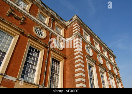 Rückseite des Hampton Court Palace, London UK Stockfoto