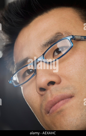Kopfschuss Mann mit Brille Stockfoto